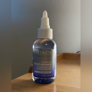 Redken extreme bleach recovery